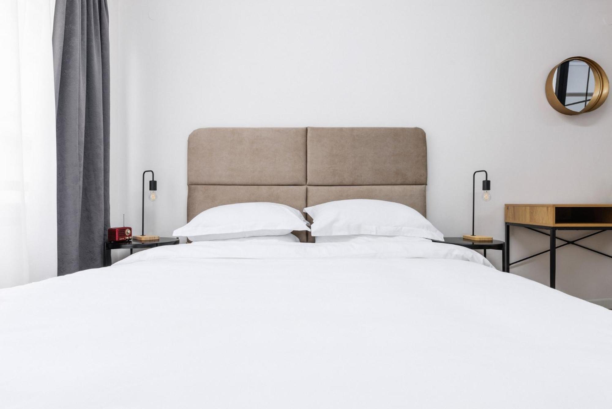 B&M Suites سالونيك المظهر الخارجي الصورة