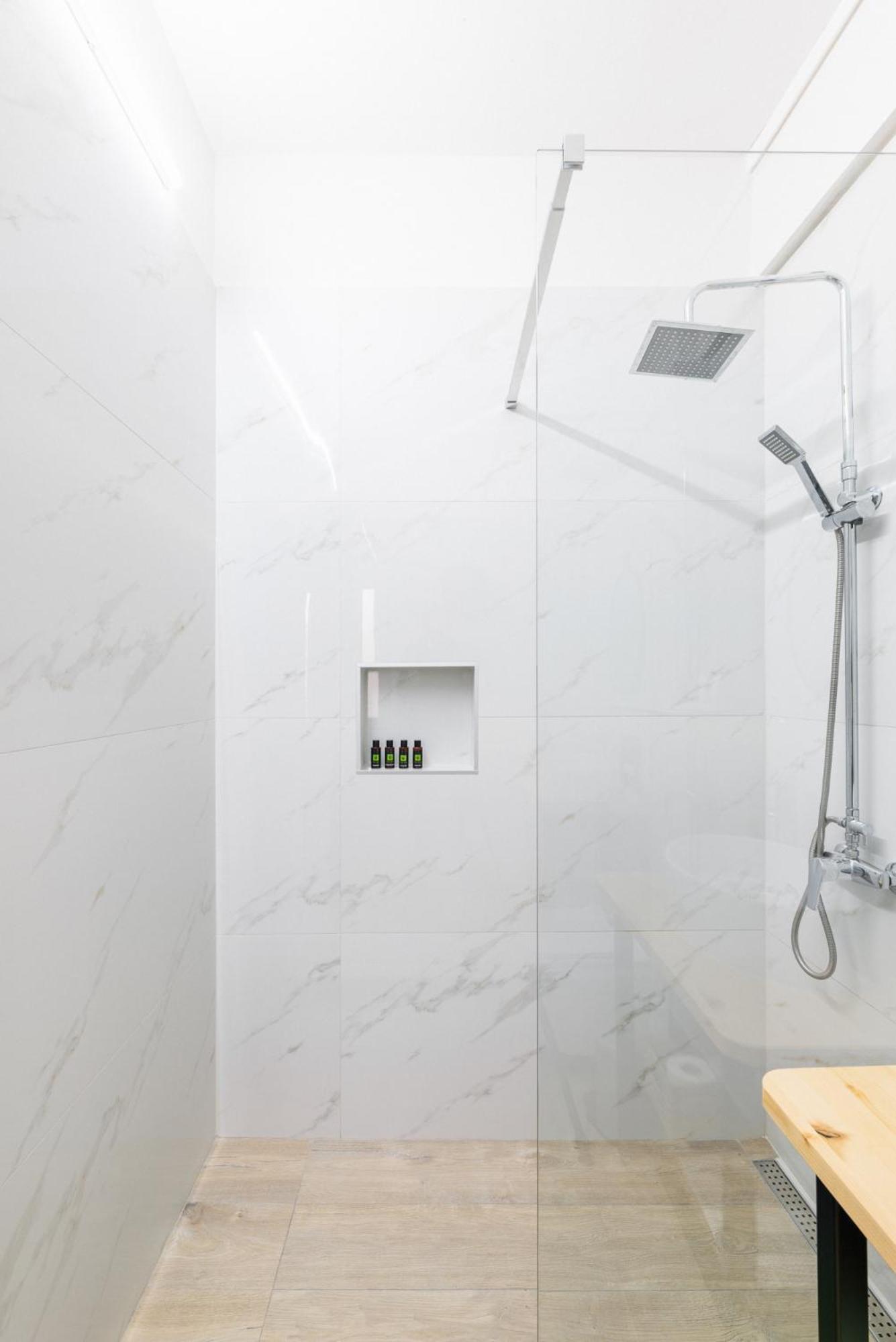 B&M Suites سالونيك المظهر الخارجي الصورة