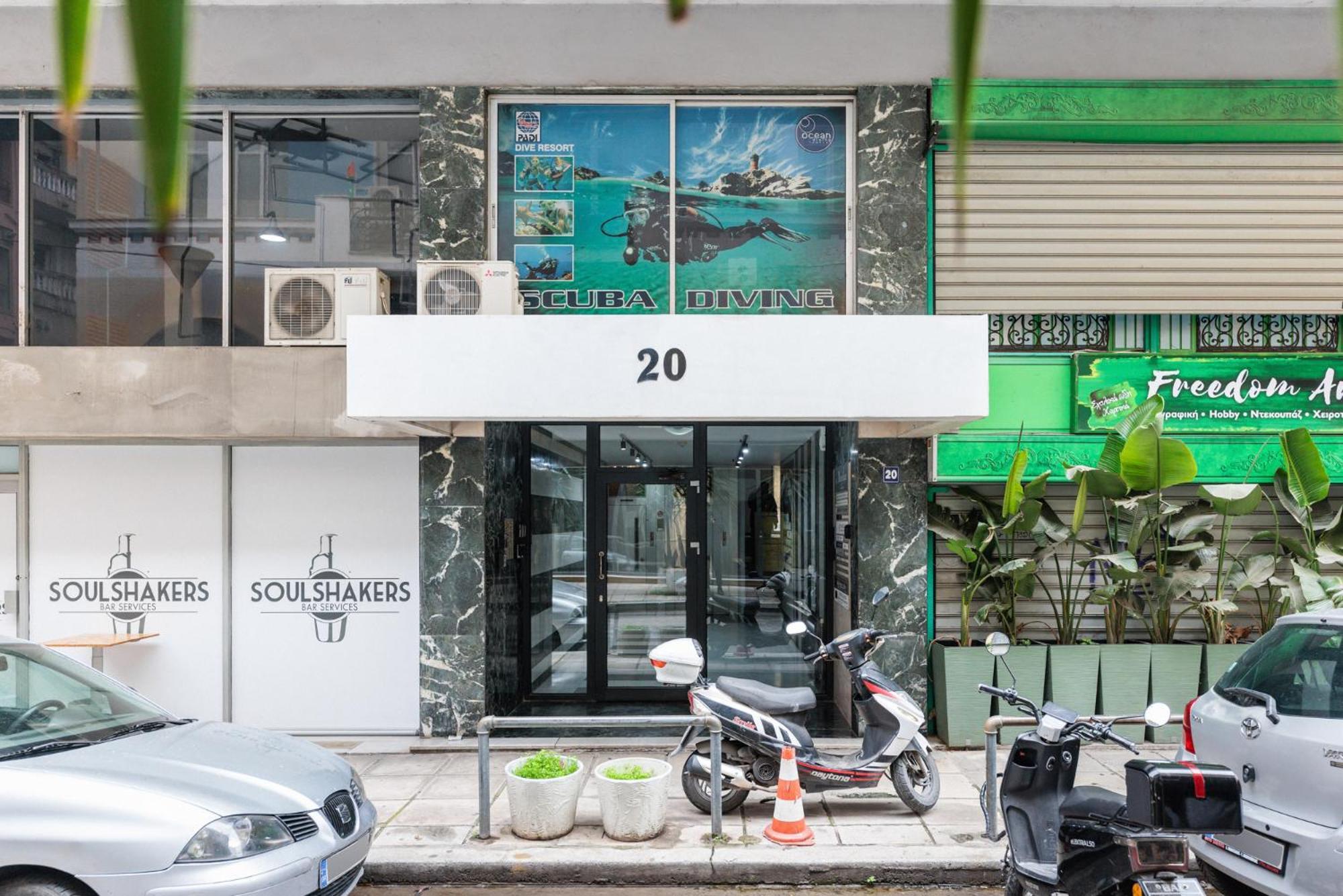B&M Suites سالونيك المظهر الخارجي الصورة